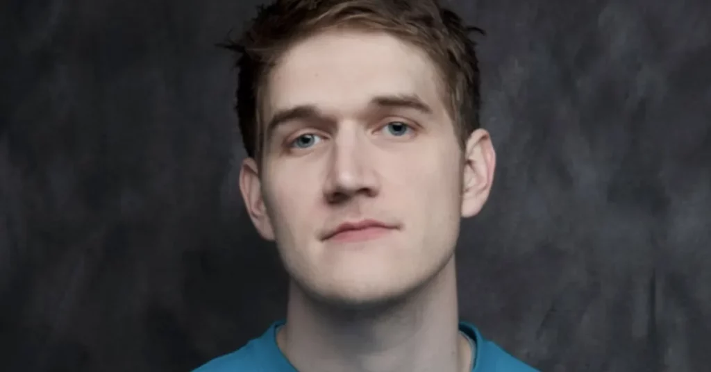 Bo Burnham Height