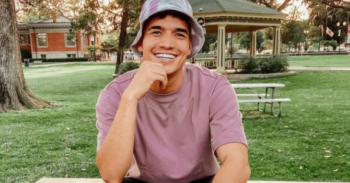 What Is Alex Wassabi Age?